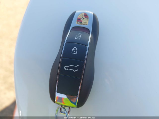 2020 PORSCHE MACAN WP1AA2A58LLB09542 Photo 10