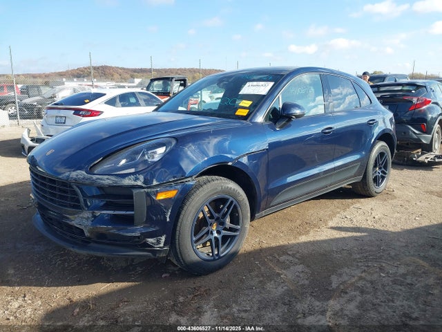 2020 PORSCHE MACAN WP1AA2A58LLB09542 Photo 1