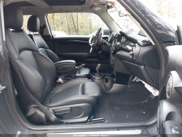 2021 MINI HARDTOP WMWXR5C04M2N11988 Photo 4