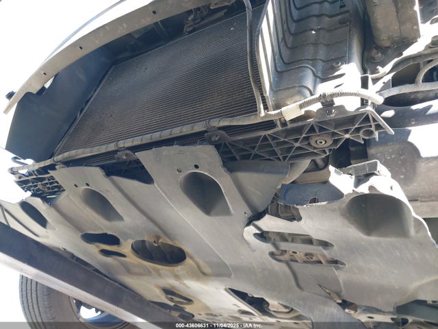 KMHD84LF7JU492128 Hyundai ELANTRA SEL