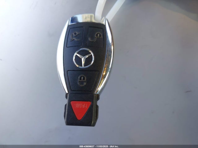 2017 MERCEDES-BENZ GLA 250 WDCTG4GB8HJ306614 Photo 10