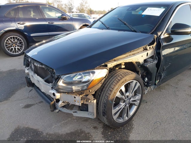 55SWF4JB0GU130600 Mercedes-Benz C 300