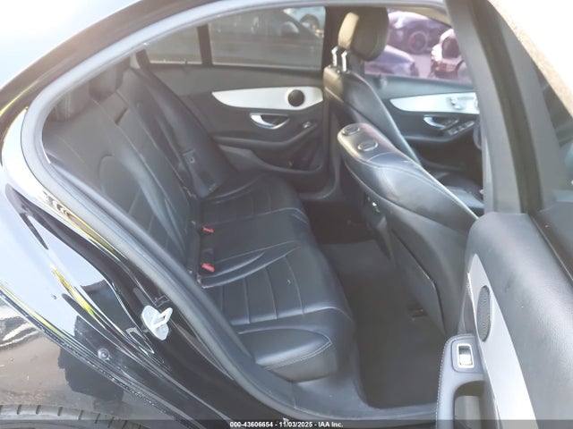 55SWF4JB0GU130600 Mercedes-Benz C 300