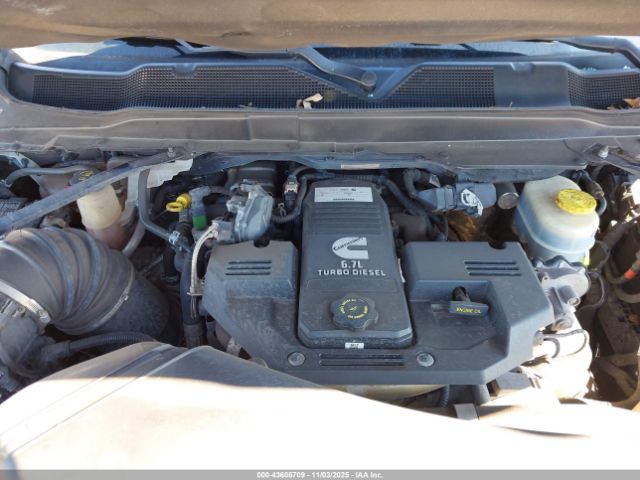 2020 RAM 2500 3C6UR5HL3LG252996 Photo 9