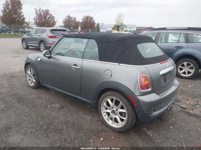 2010 MINI COOPER S WMWMS3C53ATZ84827 Photo 2