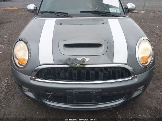 2010 MINI COOPER S WMWMS3C53ATZ84827 Photo 5