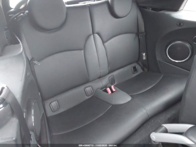 2010 MINI COOPER S WMWMS3C53ATZ84827 Photo 7