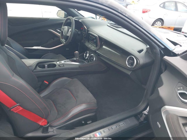 1G1FJ1R62J0148911 Chevrolet CAMARO ZL1