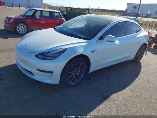2019 TESLA MODEL 3 5YJ3E1EB9KF442312 Photo 1