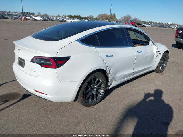 2019 TESLA MODEL 3 5YJ3E1EB9KF442312 Photo 3