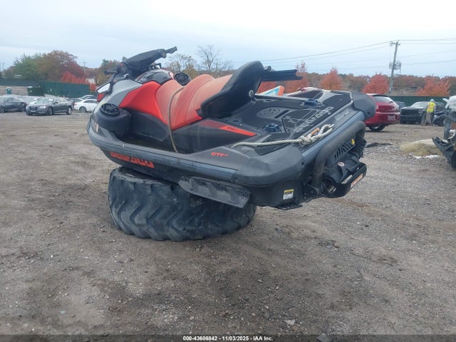 2023 SEA DOO GTI YDV82902C323 Photo 2