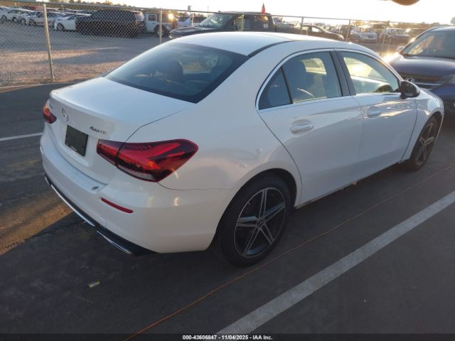 2019 MERCEDES-BENZ A 220 WDD3G4FB0KW018108 Photo 3