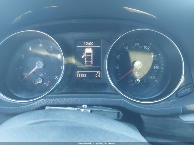 2017 VOLKSWAGEN PASSAT 1VWBT7A3XHC017610 Photo 6