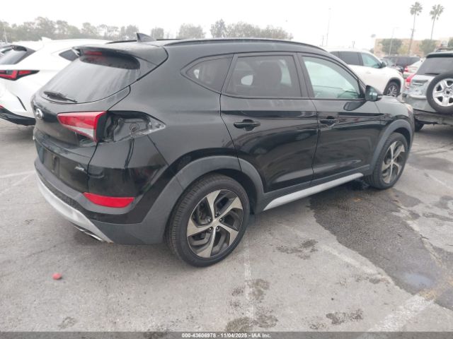 2018 HYUNDAI TUCSON KM8J3CA26JU687343 Photo 3