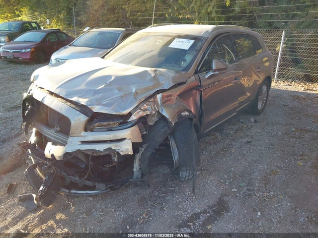 2020 LINCOLN NAUTILUS 2LMPJ6J90LBL13533 Photo 1