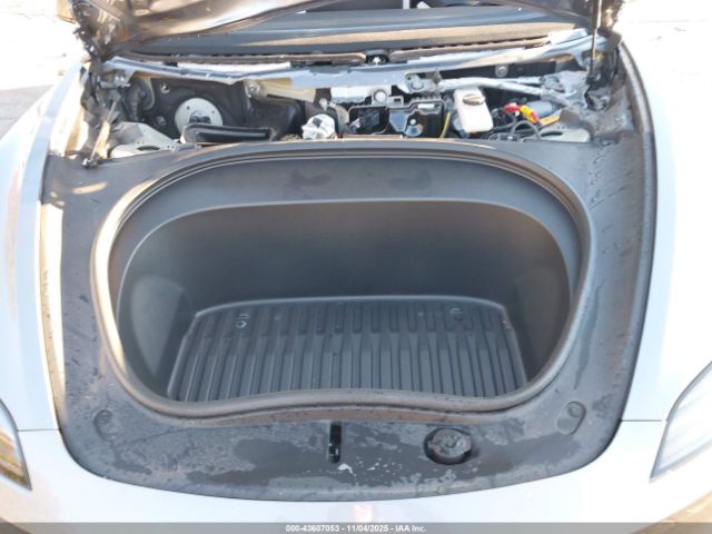 2024 TESLA MODEL 3 5YJ3E1ET1RF871916 Photo 9