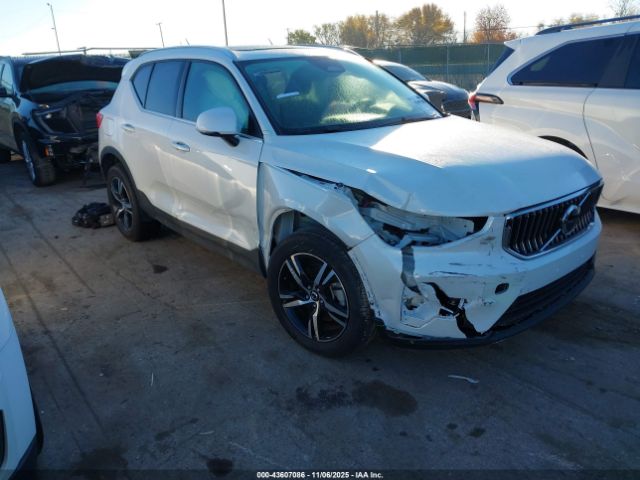 2024 VOLVO XC40 YV4L12UK0R2341561