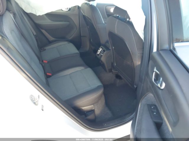 2024 VOLVO XC40 YV4L12UK0R2341561 Photo 7