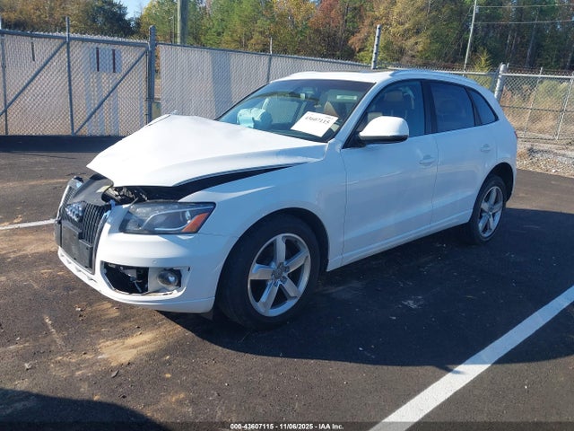 2011 AUDI Q5 WA1LFBFP8BA024811 Photo 1