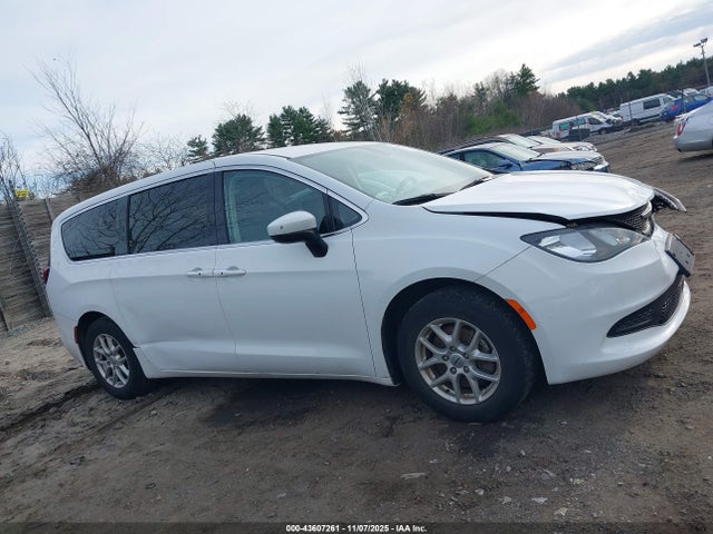 Chrysler Voyager Lx 2022 2C4RC1CG9NR166317 Image 13