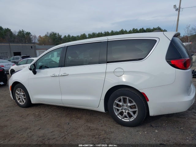 Chrysler Voyager Lx 2022 2C4RC1CG9NR166317 Image 14