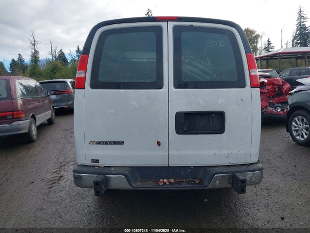 1GCWGAFG5L1176637 Chevrolet Express Cargo Rwd 2500 Regular Wheelbase Wt