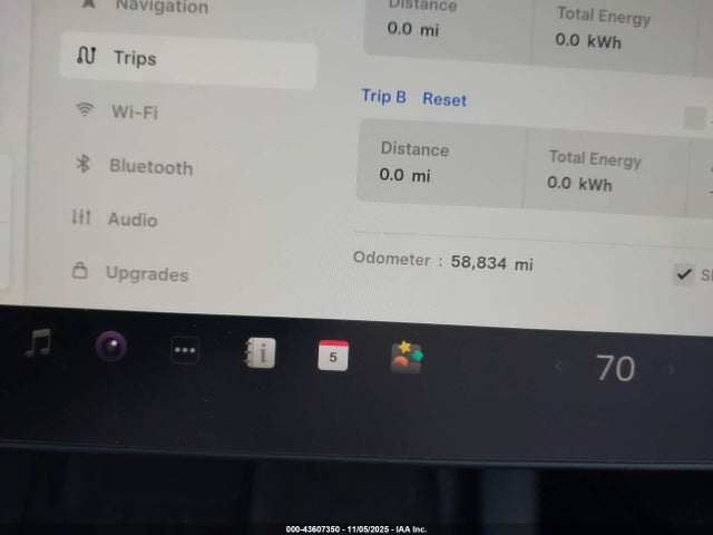 43607350 :رقم المزاد ، 5YJ3E1EB9NF367308 vin ، 2022 Tesla Model 3 Long Range Dual Motor All-wheel Drive مزاد بيع