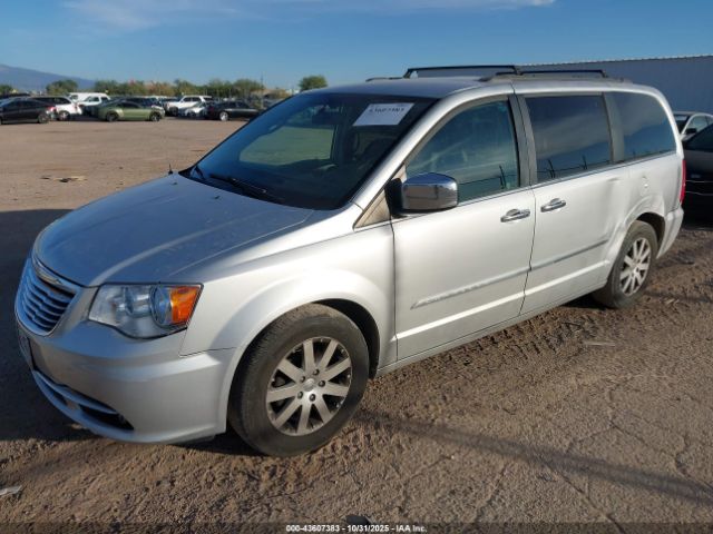 2011 CHRYSLER TOWN & COUNTRY 2A4RR8DG2BR784445 Photo 1