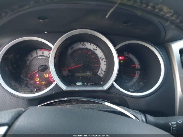 Продажа на аукционе авто 2014 Toyota Tacoma Base V6, vin: 3TMLU4EN7EM137518, номер лота: 43607395