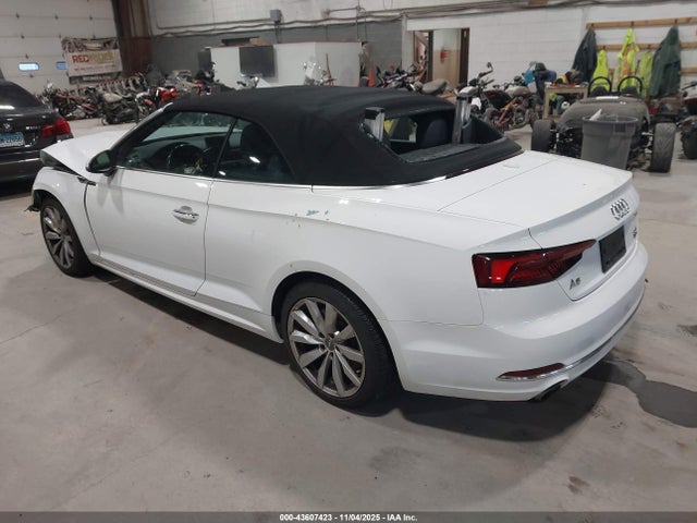 2018 AUDI A5 WAUWNGF51JN010657 Photo 2