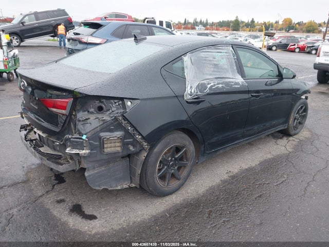 5NPD84LF6JH295417 Hyundai ELANTRA SEL