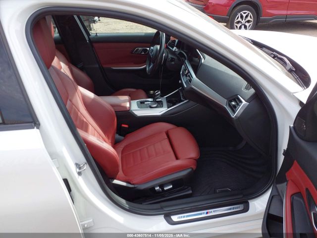 2022 BMW 3 SERIES 3MW5U9J09N8C42518 Photo 4