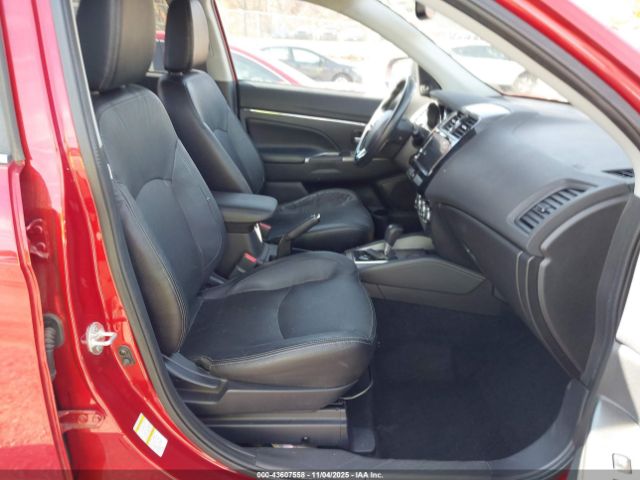 2018 MITSUBISHI OUTLANDER SPORT JA4AP4AW0JU001292 Photo 4