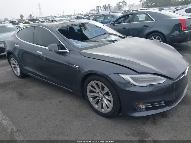 2018 TESLA MODEL S 5YJSA1E25JF274867 Photo 0