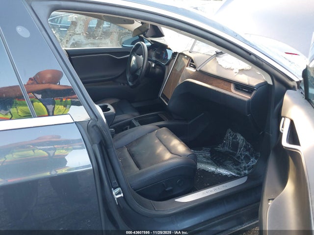 2018 TESLA MODEL S 5YJSA1E25JF274867 Photo 4