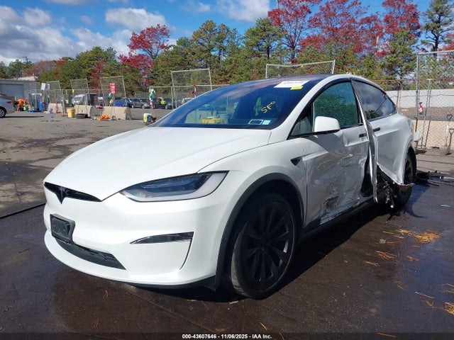2023 TESLA MODEL X 7SAXCBE69PF376161 Photo 1