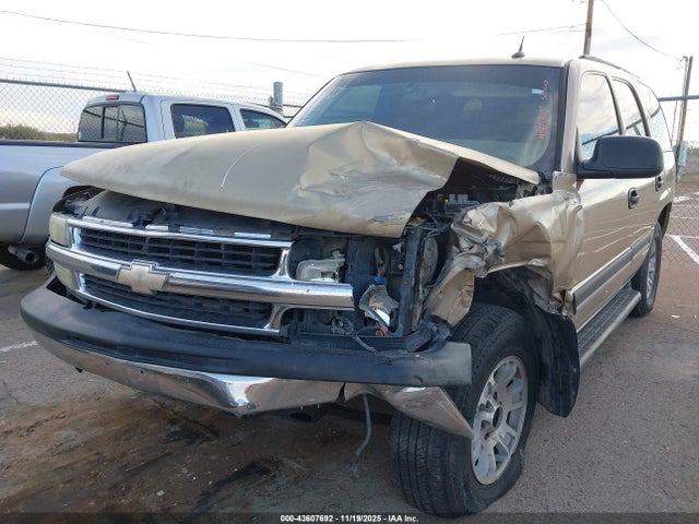 2005 Chevrolet Tahoe Ls მანქანა იყიდება აუქციონზე, vin: 1GNEC13V25R253695, აუქციონის ნომერი: 43607692