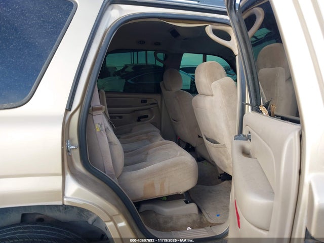 2005 Chevrolet Tahoe Ls მანქანა იყიდება აუქციონზე, vin: 1GNEC13V25R253695, აუქციონის ნომერი: 43607692