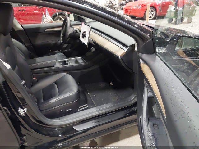 2022 TESLA MODEL 3 5YJ3E1EB4NF253040 Photo 4