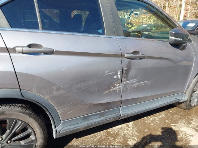 2018 MITSUBISHI ECLIPSE CROSS JA4AT4AAXJZ061874 Photo 5