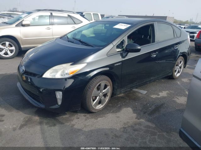 2013 TOYOTA PRIUS JTDKN3DU7D1635581 Photo 1
