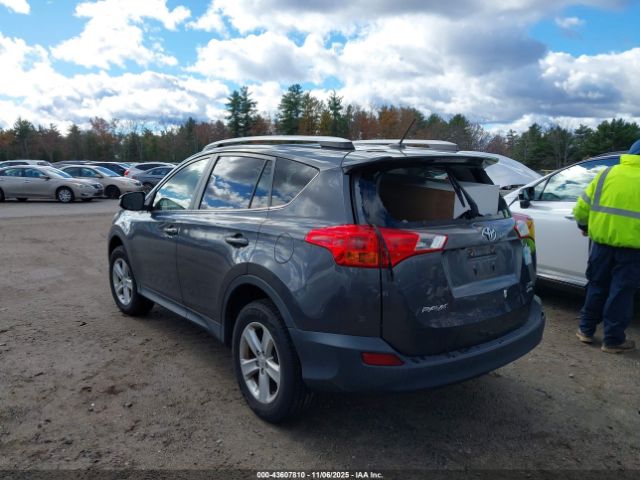 2014 TOYOTA RAV4 JTMRFREV7ED083229 Photo 2