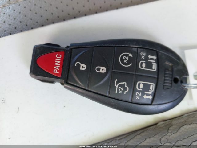 2012 CHRYSLER TOWN & COUNTRY 2C4RC1CG0CR300581 Photo 10