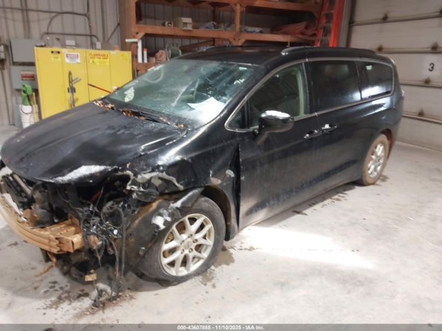 2021 CHRYSLER VOYAGER 2C4RC1DG6MR539181 Photo 1
