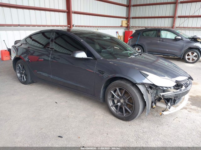 2022 TESLA MODEL 3 5YJ3E1EBXNF103725 Photo 0