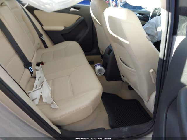 43608071 :رقم المزاد ، 3VWLL7AJ2EM225428 vin ، 2014 Volkswagen Jetta 2.0l Tdi مزاد بيع