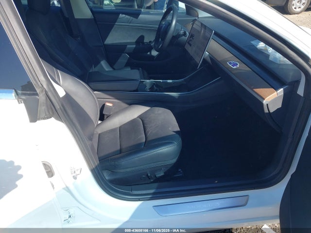 2020 TESLA MODEL 3 5YJ3E1EA7LF797584 Photo 4