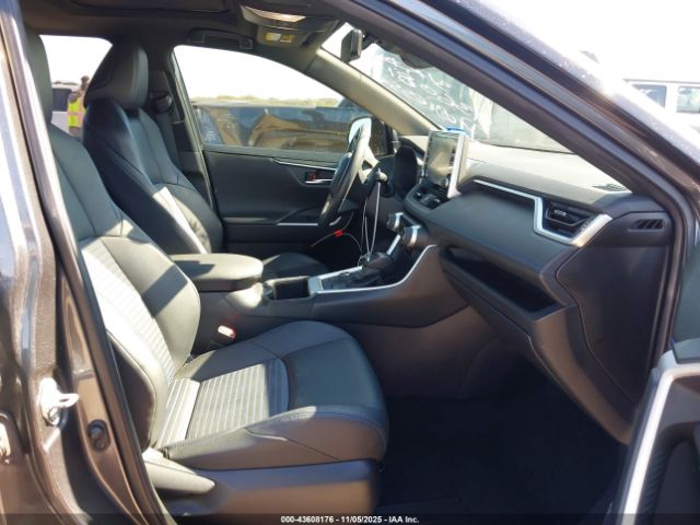 2022 TOYOTA RAV4 HYBRID JTME6RFV1ND526763 Photo 4