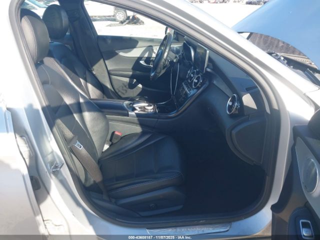 2016 MERCEDES-BENZ C 300 55SWF4KB6GU145794 Photo 4