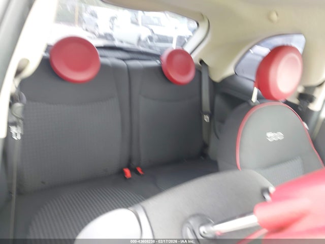 2017 FIAT 500 3C3CFFKRXHT530165 Photo 7